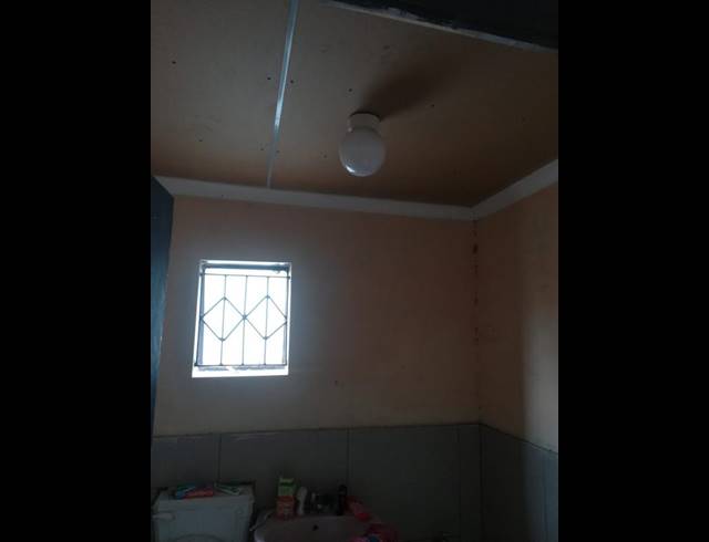 2 BEDROOM HOUSE FOR SALE IN SOSHANGUVE HH